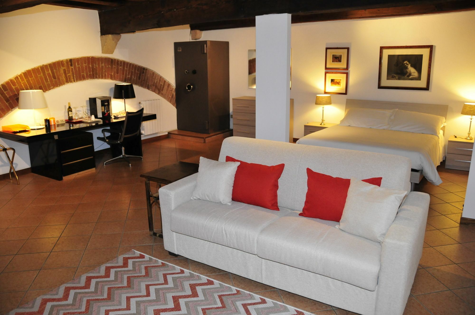 Bed and Breakfast Diaz 18 Werona Zewnętrze zdjęcie